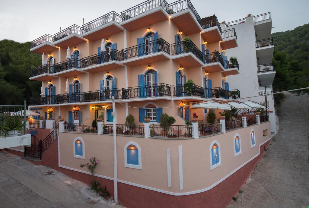 Maria Studios Poros Town Exterior foto